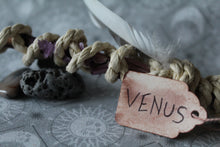 Load image into Gallery viewer, Venus Wand
